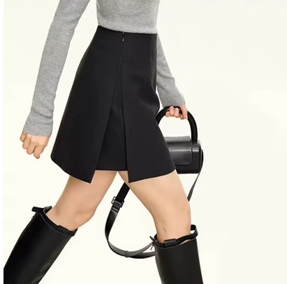 Lara-Falda corta casual